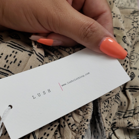 Dress with necklace halter - Picture 4 of 5